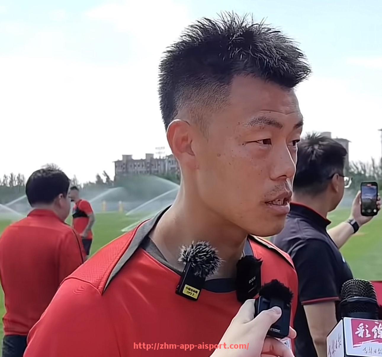 爱体育app-世俱杯比赛期间气候条件对球员表现的影响深度分析